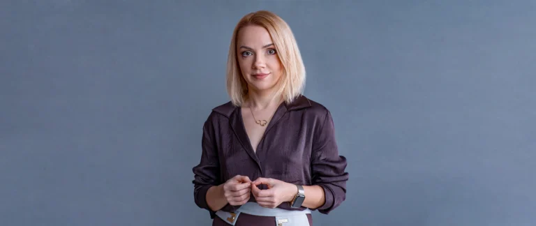 Raluca Radu - Fundal Extins - Hacking Work