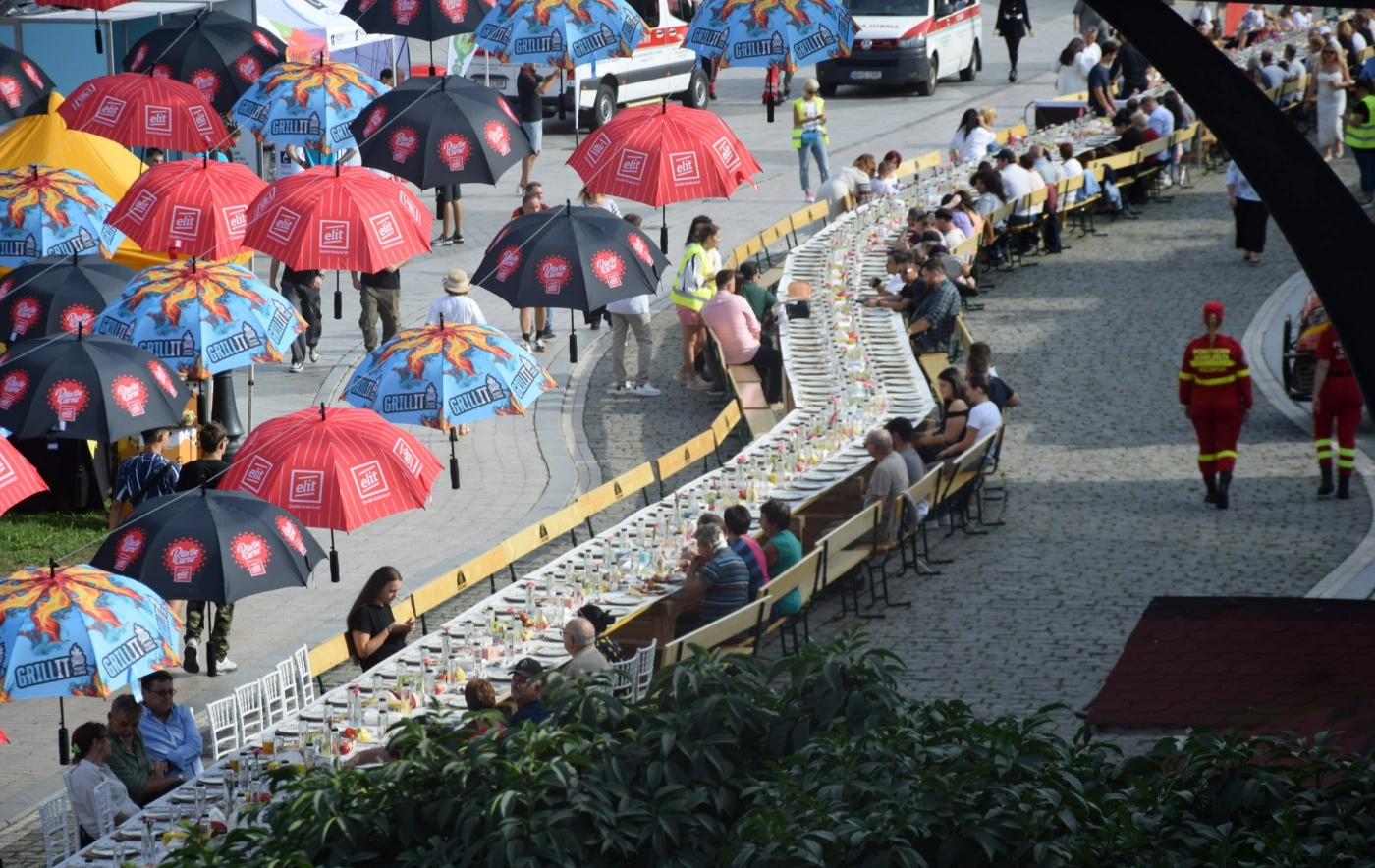 Masa care unește, Alba Iulia