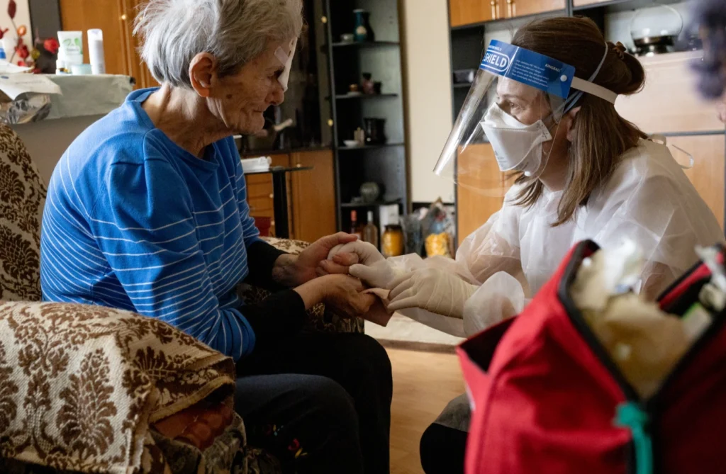 Hospice Casa Speranței e cea mai mare fundație din România și oferă îngrijire paliativă pentru bolnavii incurabili ai României