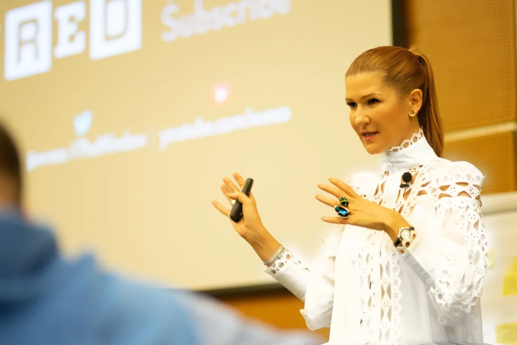 Loredana Pădurean e unul dintre cei mai apreciați profesori la nivel mondial, dar a pornit din Zalău.