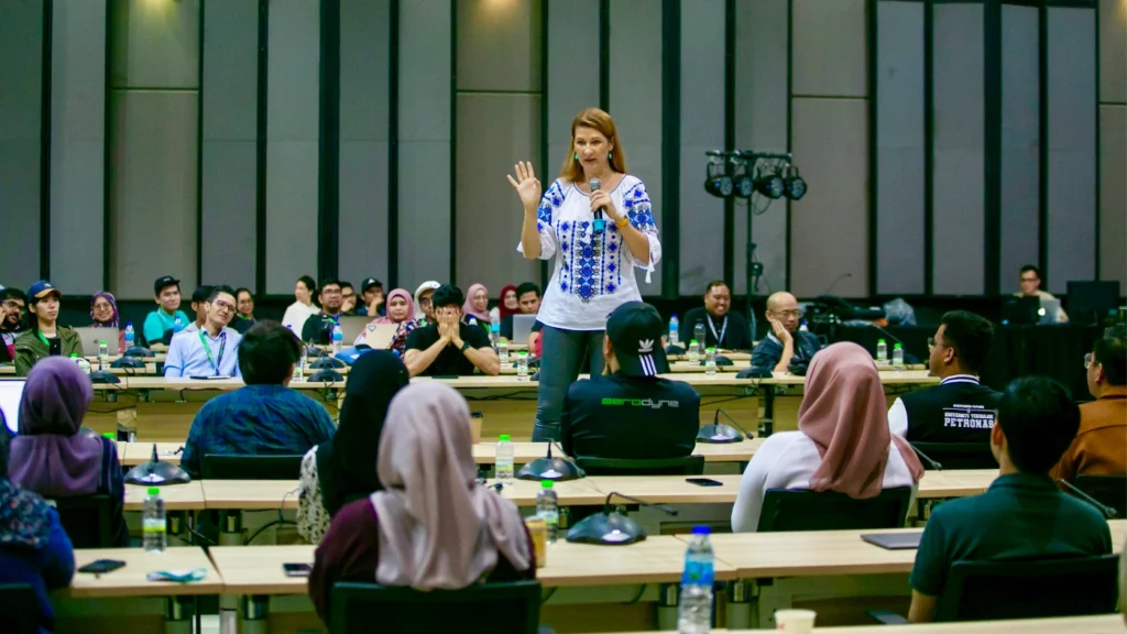 Loredana Pădurean e unul dintre cei mai apreciați profesori la nivel mondial, dar a pornit din Zalău.