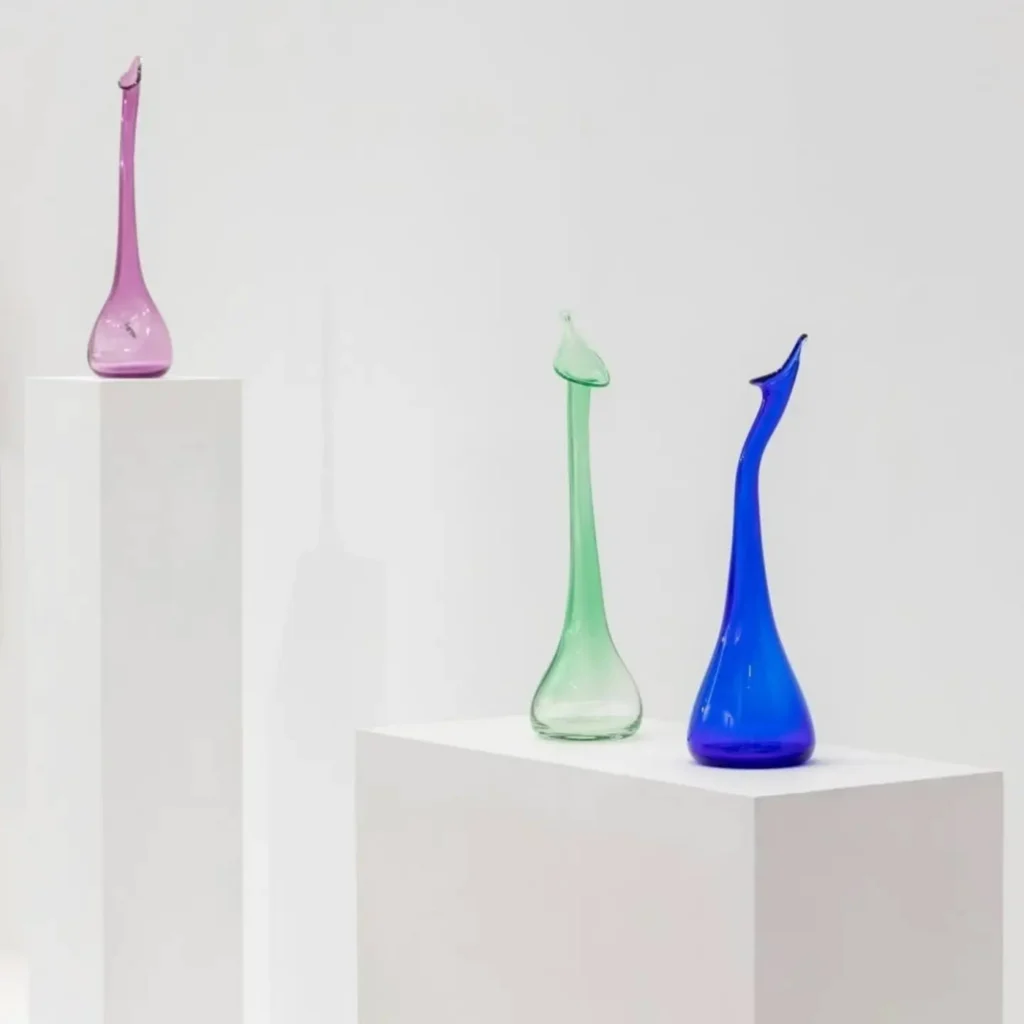 „Lacrimarium”, o serie de lucrări realizată împreună cu Pavel Brăila, în cadrul expoziției Echoes of Harmony and Silent Cries