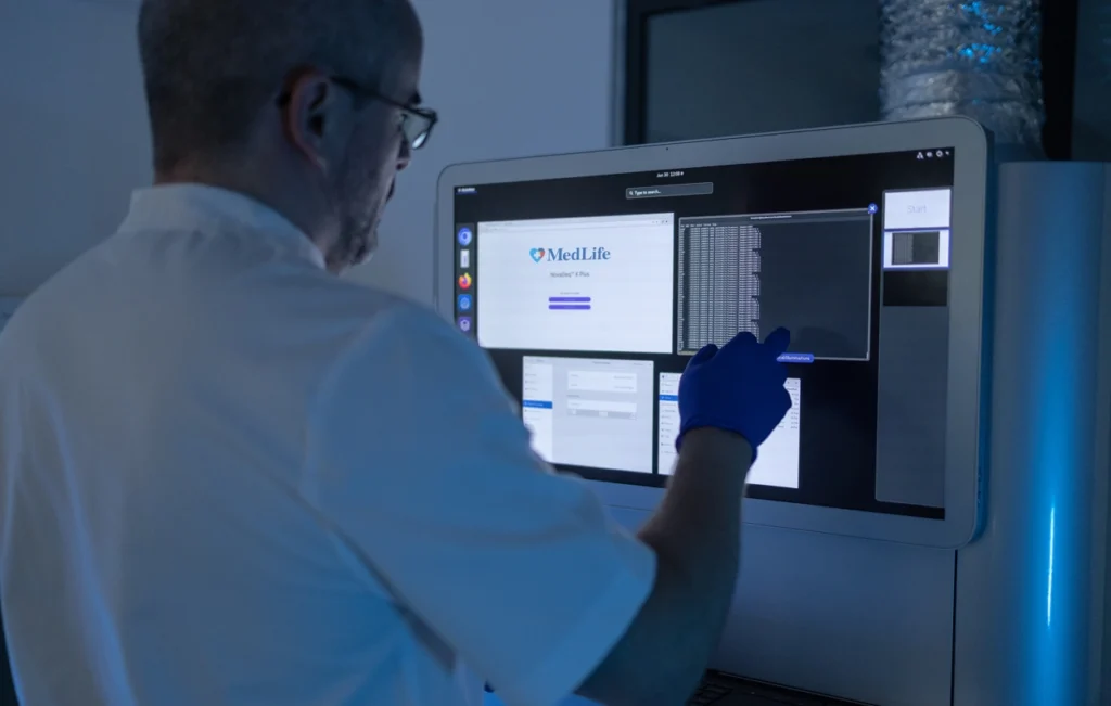 MedLife lansează primul test de microbiom intestinal realizat integral în România