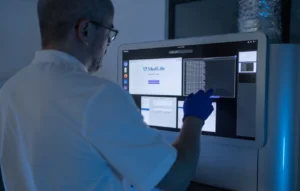 MedLife lansează primul test de microbiom intestinal realizat integral în România